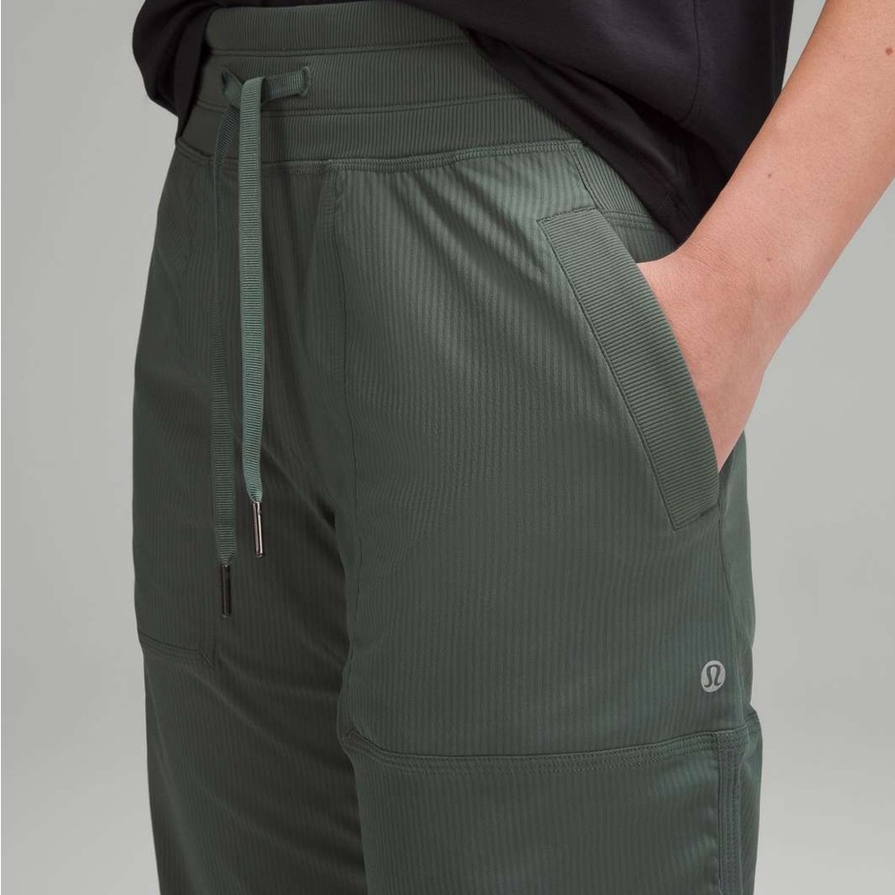 Lululemon Dance Studio Mid Rise Pant Forest Green Size 14